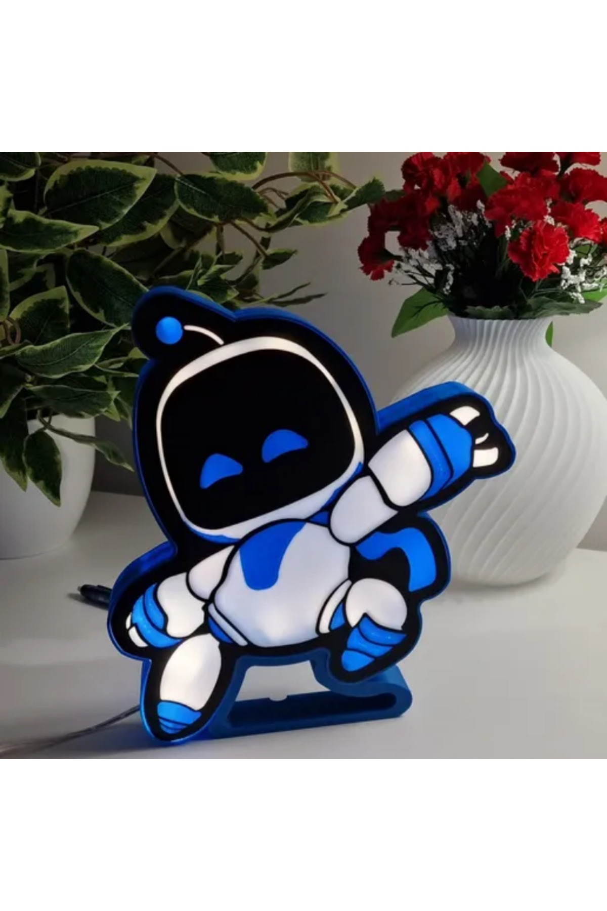 Astro Bot Gece & Masa Lambası - Görsel 2